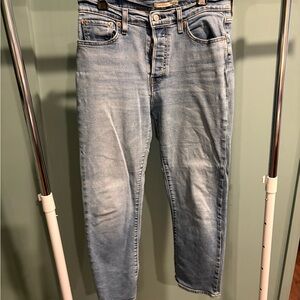Levi’s Wedgie Straight Jeans with button fly